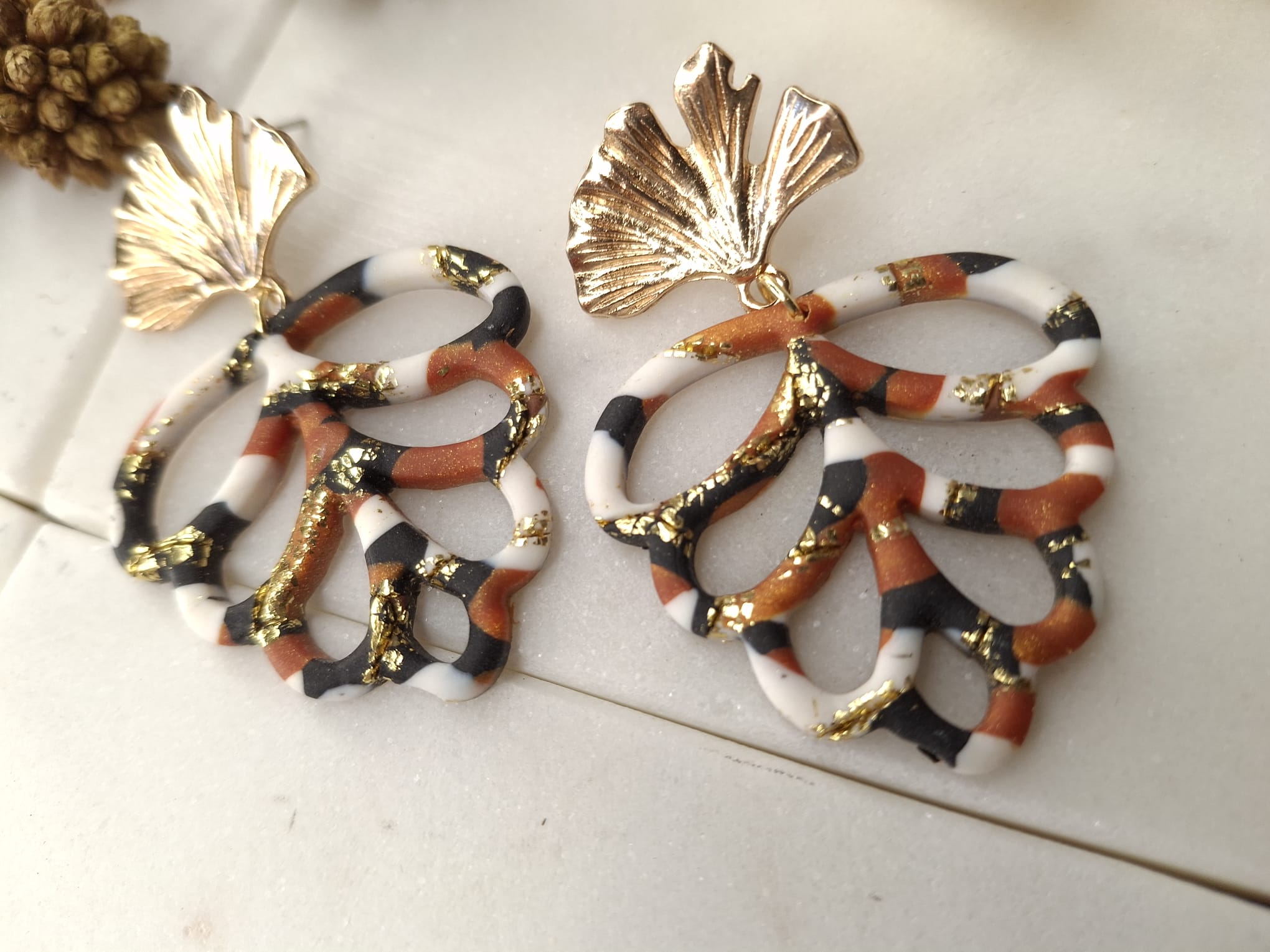 Découvrez l'art unique des bijoux faits main chez ChouckyChoco